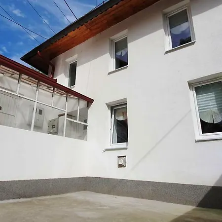 Πανσιόν Moonhouse Σαράγεβο